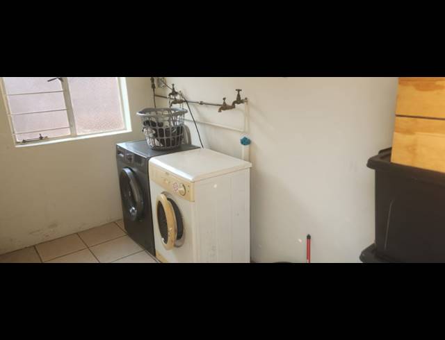 4 BEDROOM HOUSE FOR SALE IN ALBEMARLE EXT 2
